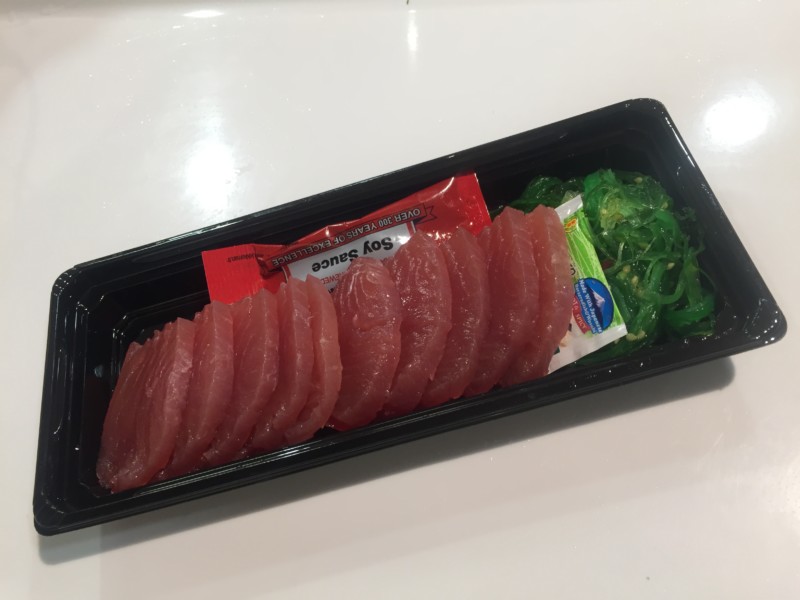 Verslinden Kameel heel Sashimi Tonijn (ca. 180 gram) – de Volendammer